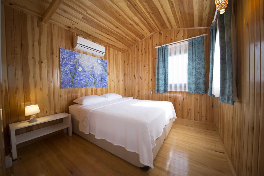巴尔巴登姆住宿加早餐旅馆 达特恰 客房 照片