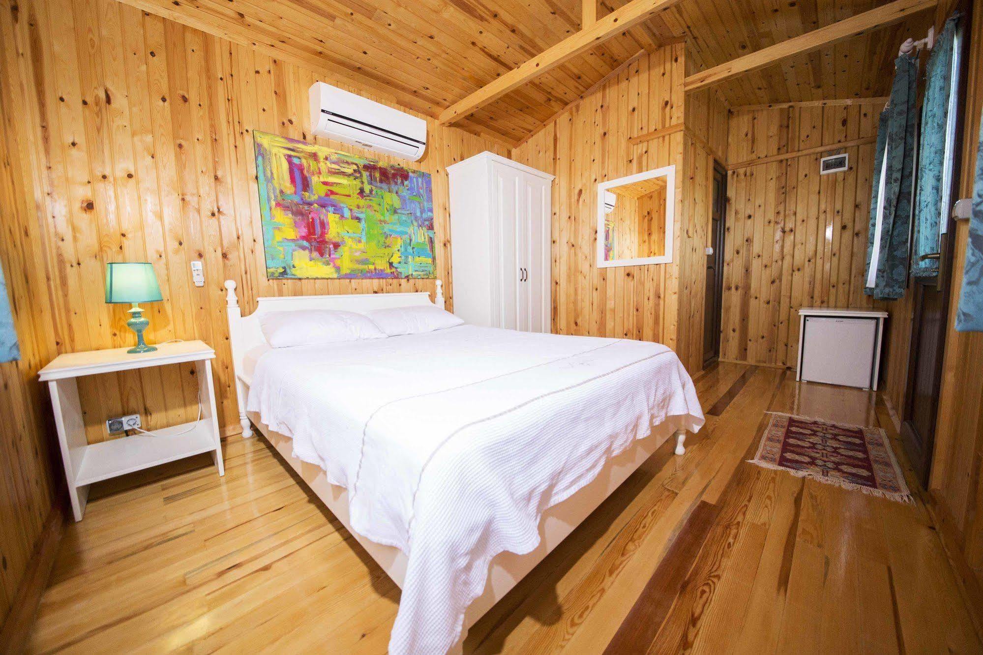 巴尔巴登姆住宿加早餐旅馆 达特恰 外观 照片